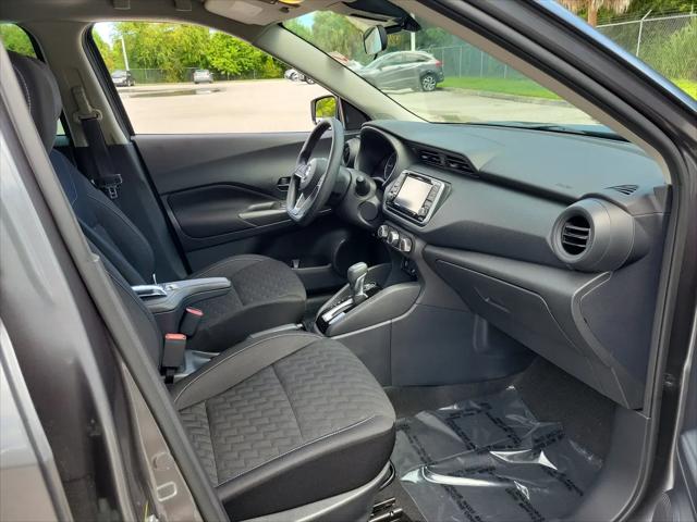 2021 Nissan Kicks S Xtronic CVT
