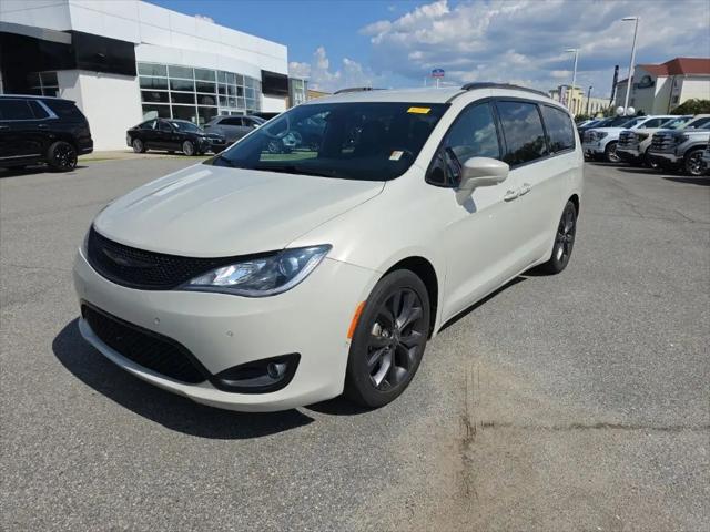 2020 Chrysler Pacifica Touring L