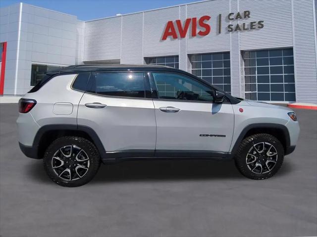 2025 Jeep Compass Trailhawk 4x4