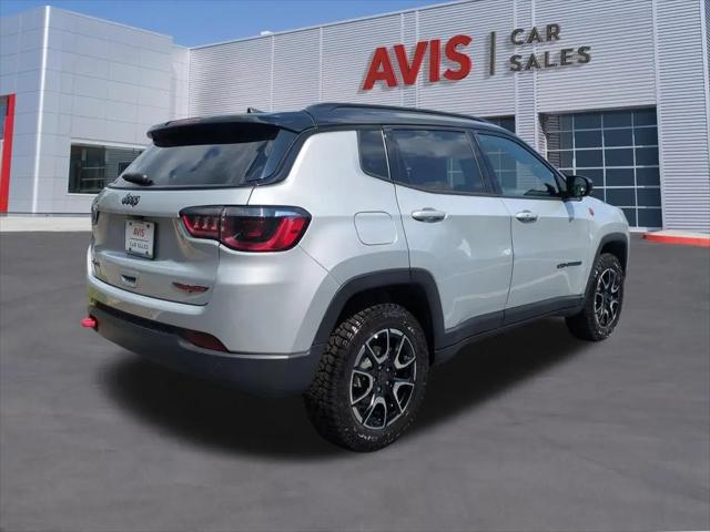 2025 Jeep Compass Trailhawk 4x4
