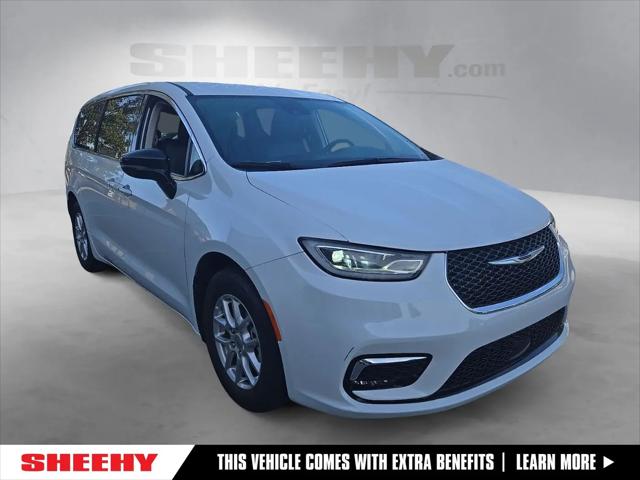 2024 Chrysler Pacifica Touring L for sale in Waldorf, MD