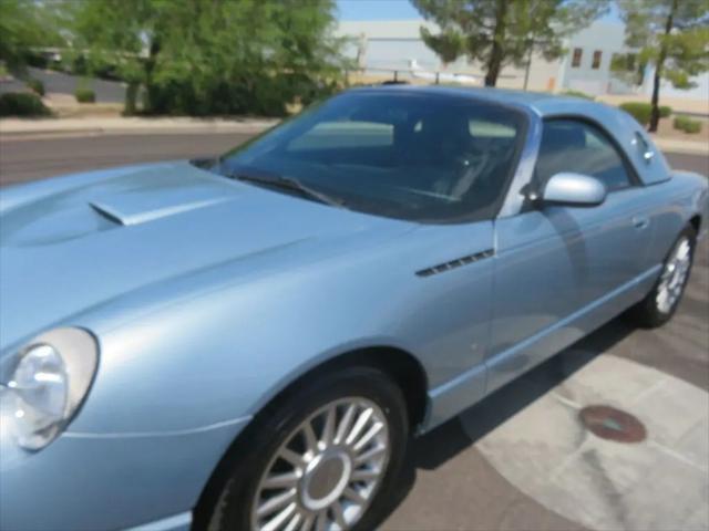 2004 Ford Thunderbird Premium