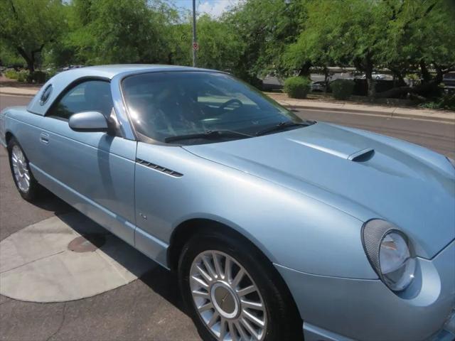 2004 Ford Thunderbird Premium