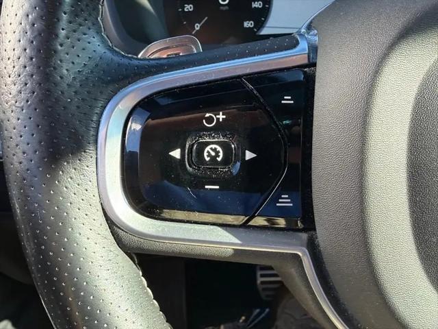 2019 Volvo XC90 T6 R-Design