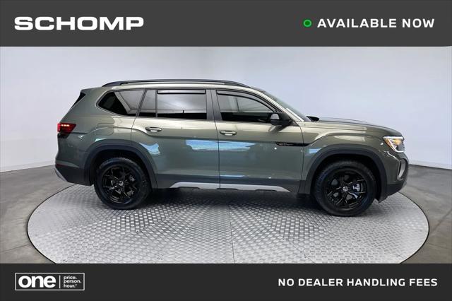 2024 Volkswagen Atlas 2.0T Peak Edition SE w/Technology for sale in Highlands Ranch, CO