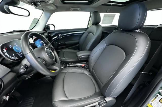 2024 MINI Hardtop Cooper