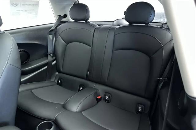 2024 MINI Hardtop Cooper
