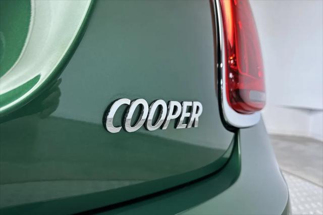 2024 MINI Hardtop Cooper