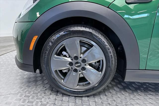 2024 MINI Hardtop Cooper