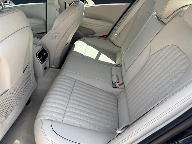 2026 Genesis G70 2.5T RWD Prestige