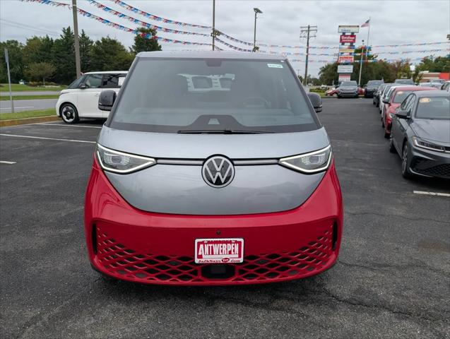 2025 Volkswagen ID. Buzz Pro S Plus with 4MOTION