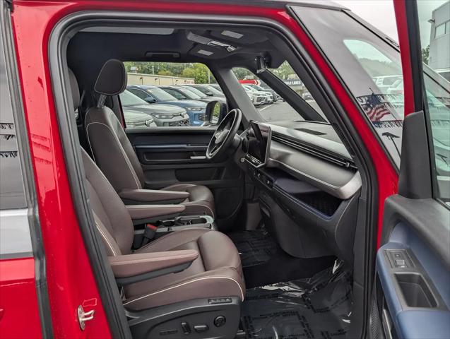 2025 Volkswagen ID. Buzz Pro S Plus with 4MOTION