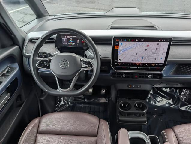 2025 Volkswagen ID. Buzz Pro S Plus with 4MOTION