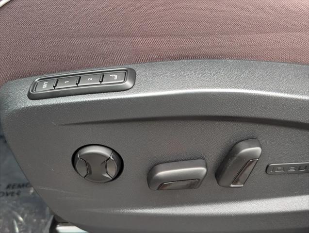 2025 Volkswagen ID. Buzz Pro S Plus with 4MOTION