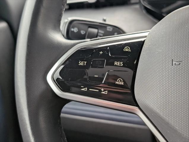 2025 Volkswagen ID. Buzz Pro S Plus with 4MOTION