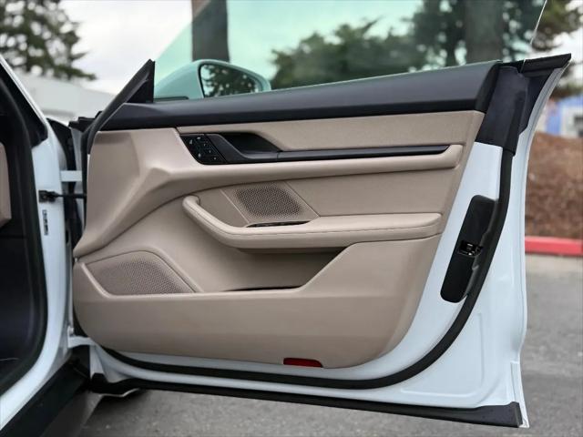 2023 Porsche Taycan Taycan
