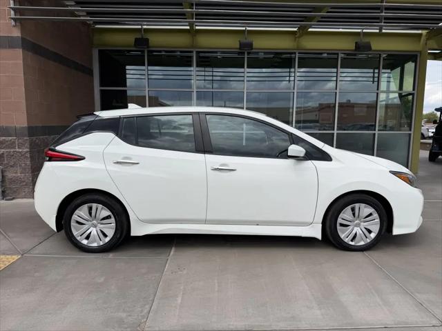2025 Nissan LEAF S