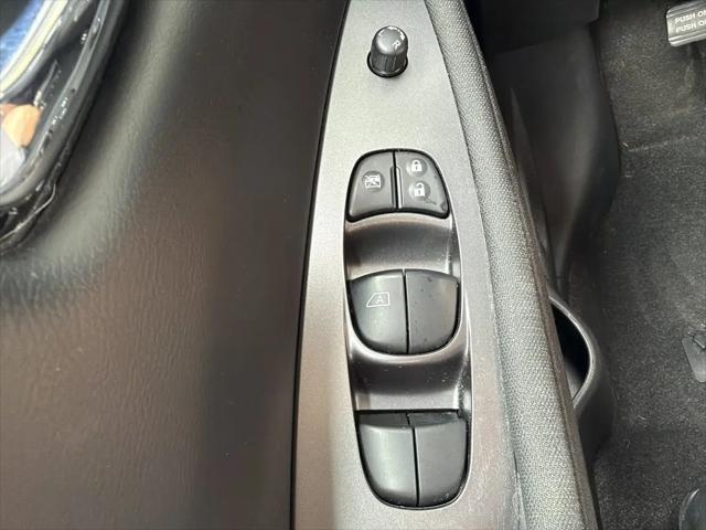 2025 Nissan LEAF S