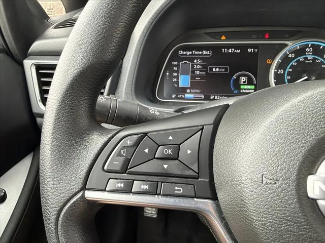 2025 Nissan LEAF S