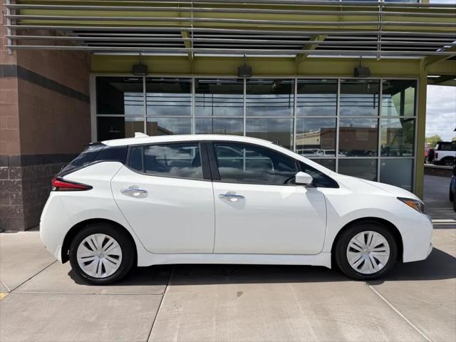 2025 Nissan LEAF S