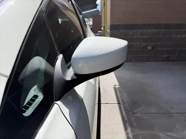 2025 Nissan LEAF S