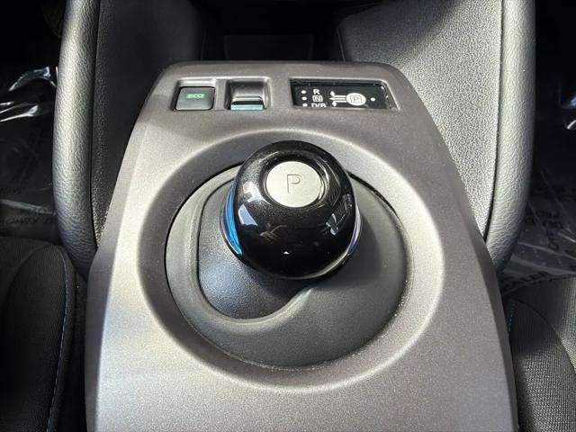 2025 Nissan LEAF S