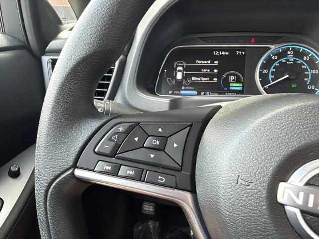 2025 Nissan LEAF S