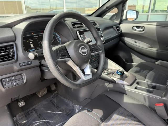 2025 Nissan LEAF S