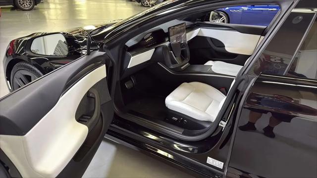 2022 Tesla Model S Plaid Tri Motor All-Wheel Drive