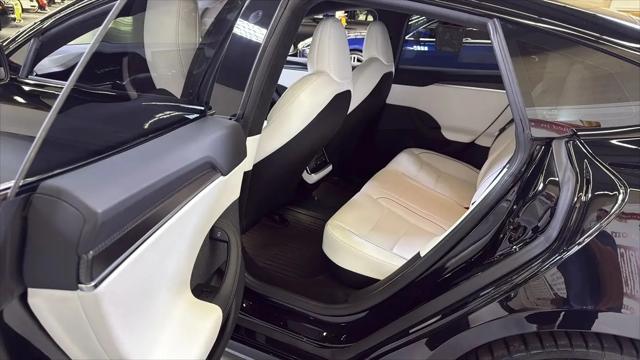 2022 Tesla Model S Plaid Tri Motor All-Wheel Drive