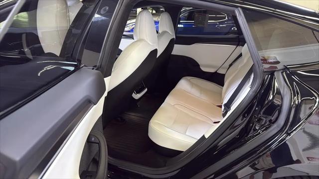 2022 Tesla Model S Plaid Tri Motor All-Wheel Drive