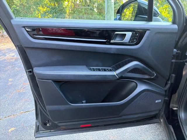 2020 Porsche Cayenne Cayenne