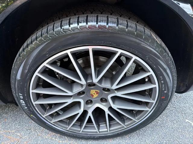 2020 Porsche Cayenne Cayenne