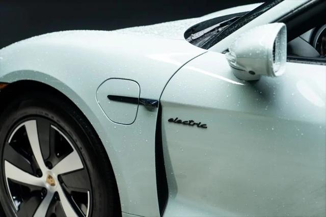 2025 Porsche Taycan Taycan