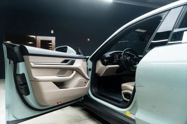 2025 Porsche Taycan Taycan