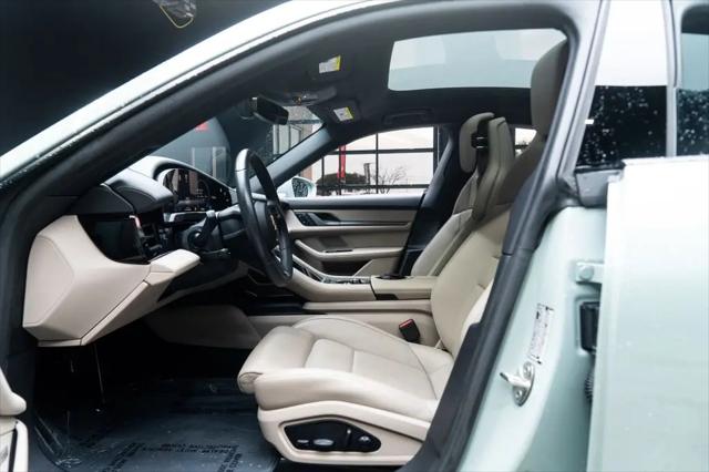 2025 Porsche Taycan Taycan