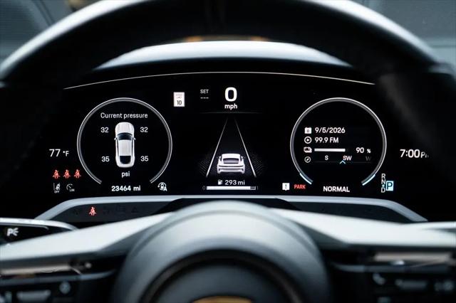 2025 Porsche Taycan Taycan