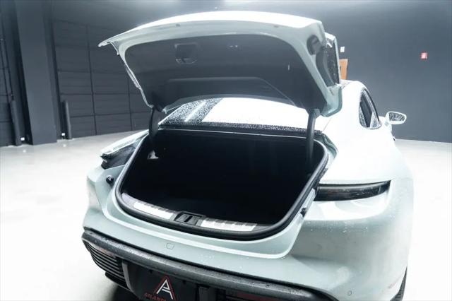 2025 Porsche Taycan Taycan