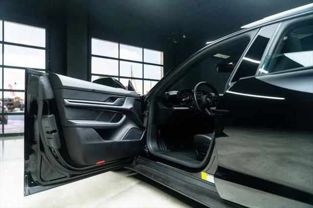 2024 Porsche Taycan Taycan
