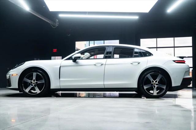 2025 Porsche Panamera Panamera