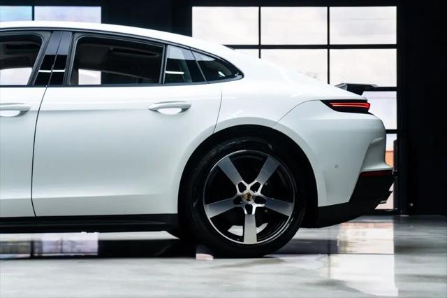 2025 Porsche Panamera Panamera