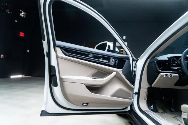 2025 Porsche Panamera Panamera