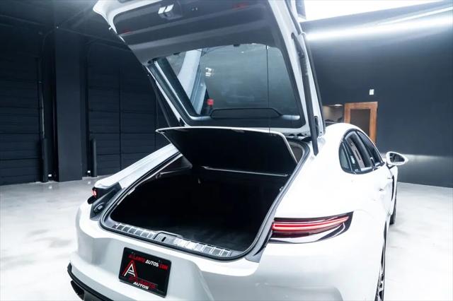 2025 Porsche Panamera Panamera