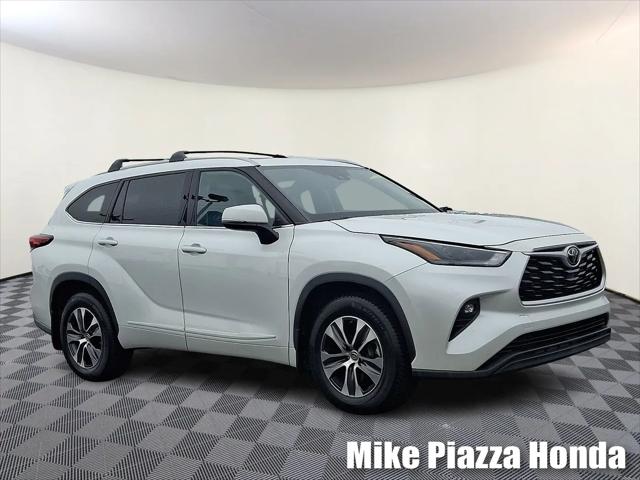 2022 Toyota Highlander XLE for sale in Langhorne, PA