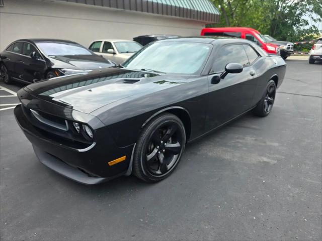 2013 Dodge Challenger SXT Plus