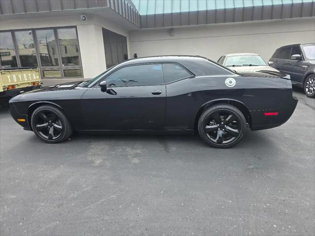 2013 Dodge Challenger SXT Plus