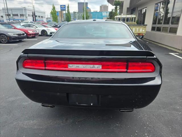 2013 Dodge Challenger SXT Plus