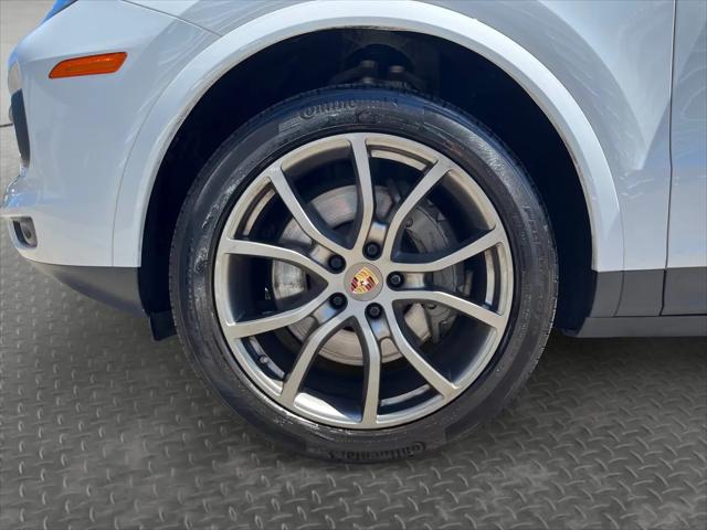 2022 Porsche Cayenne S