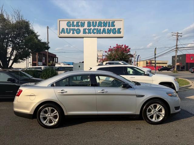 2017 Ford Taurus SE