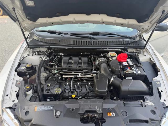 2017 Ford Taurus SE